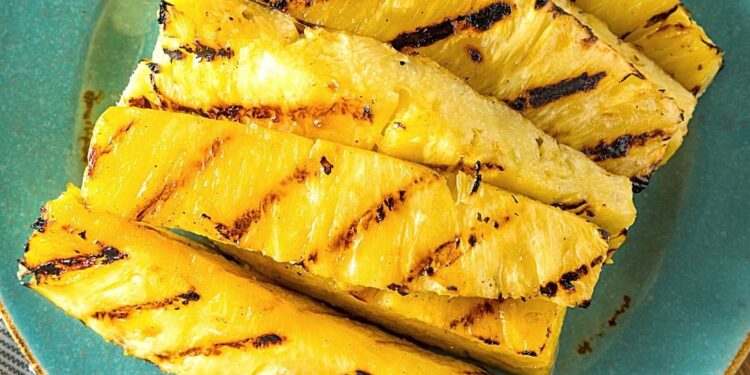 PINEAPPLE BARBEQUED SLICES
