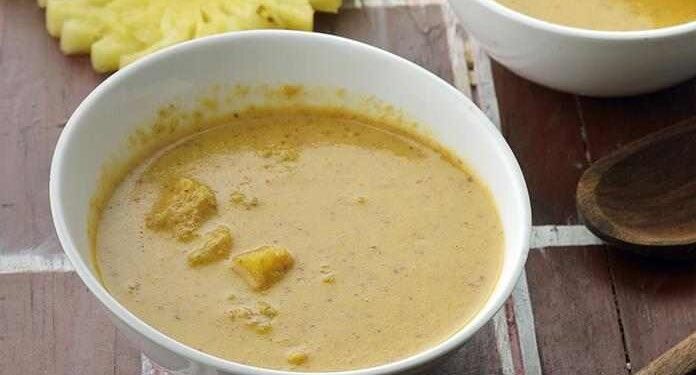 SPICY COCO-PINEAPPLE CURRY